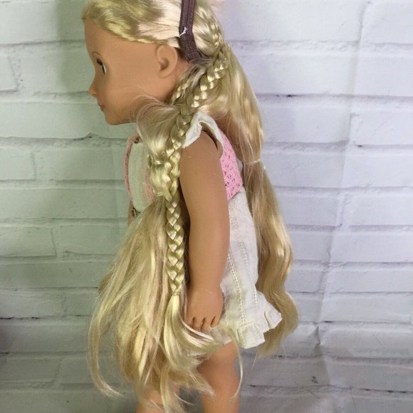 Our Generation Phoebe Hairgrow Doll With Outfit - Picture 7 of 10